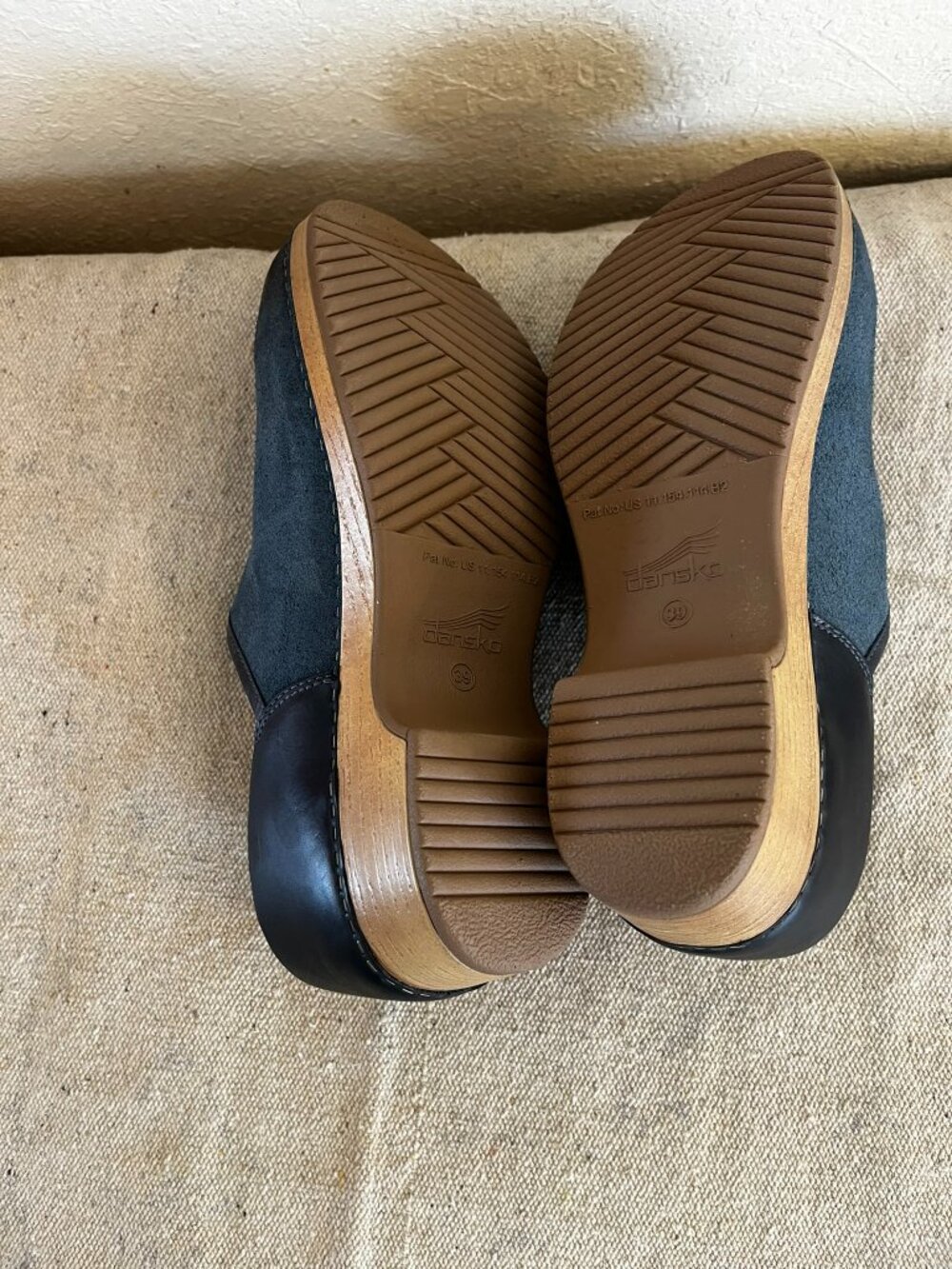 Dansko Woman's Blue Brenna Minimalist Clog/Mules Sz 8.5 -9 - Picture 5 of 11